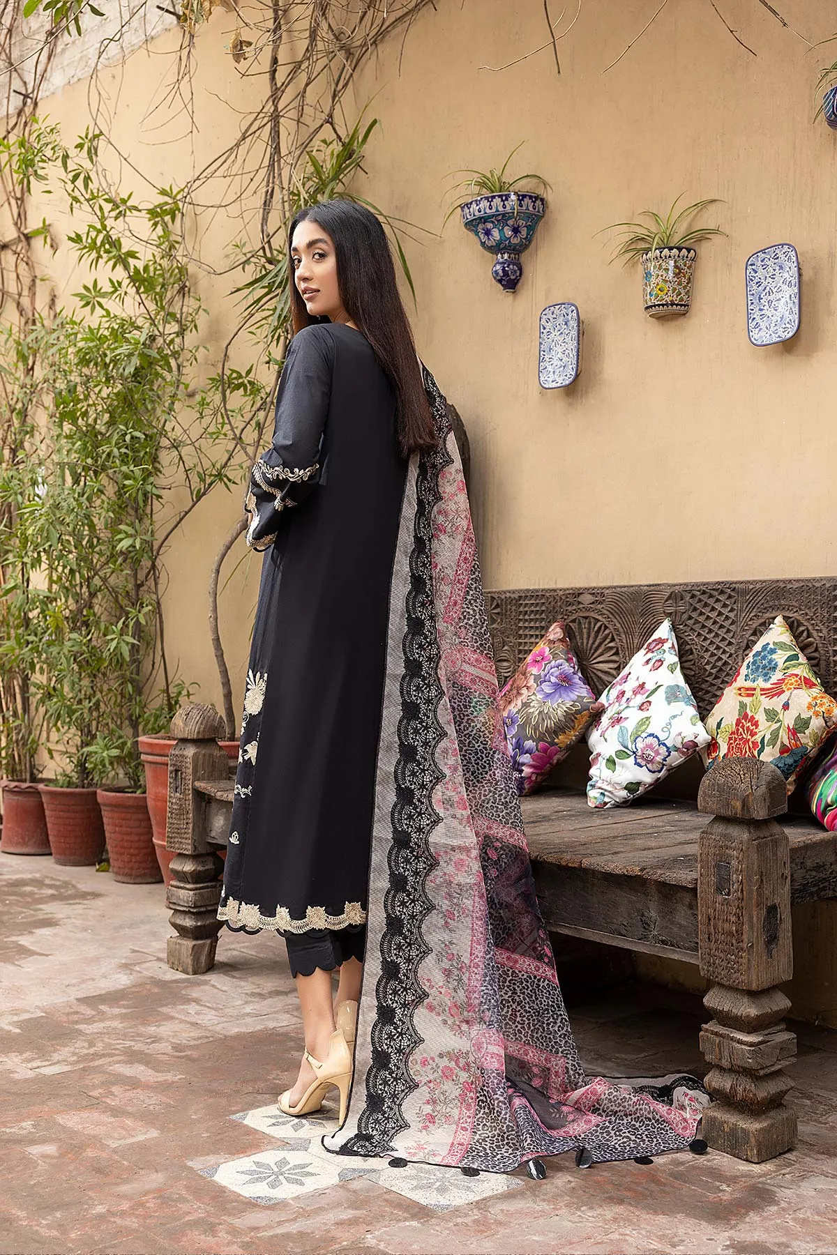 3-Pc Unstitched Embroidered Suit RM22-19