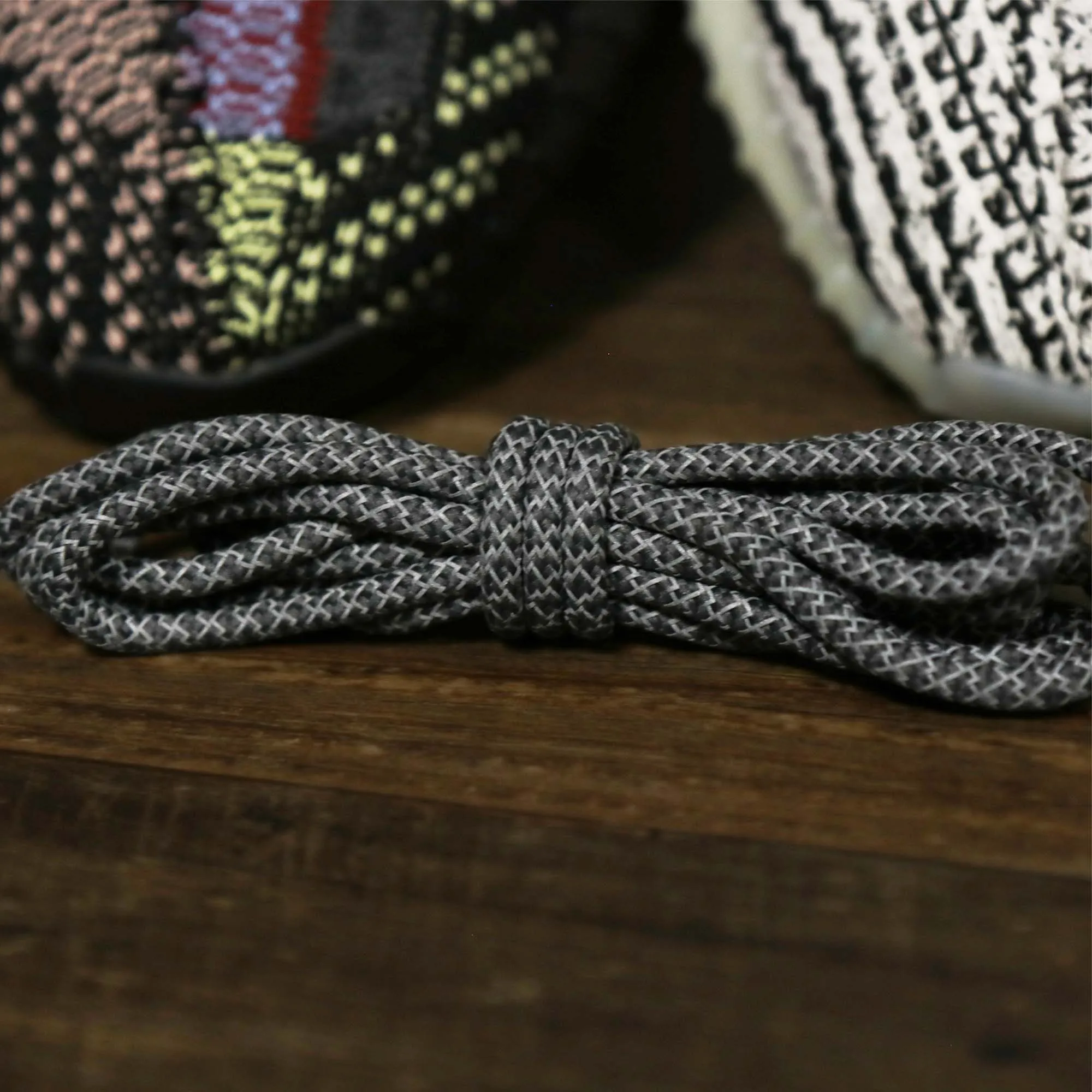 3M Reflective Dark Grey Solid Shoelaces with Dark Grey Aglets | 120cm Capswag