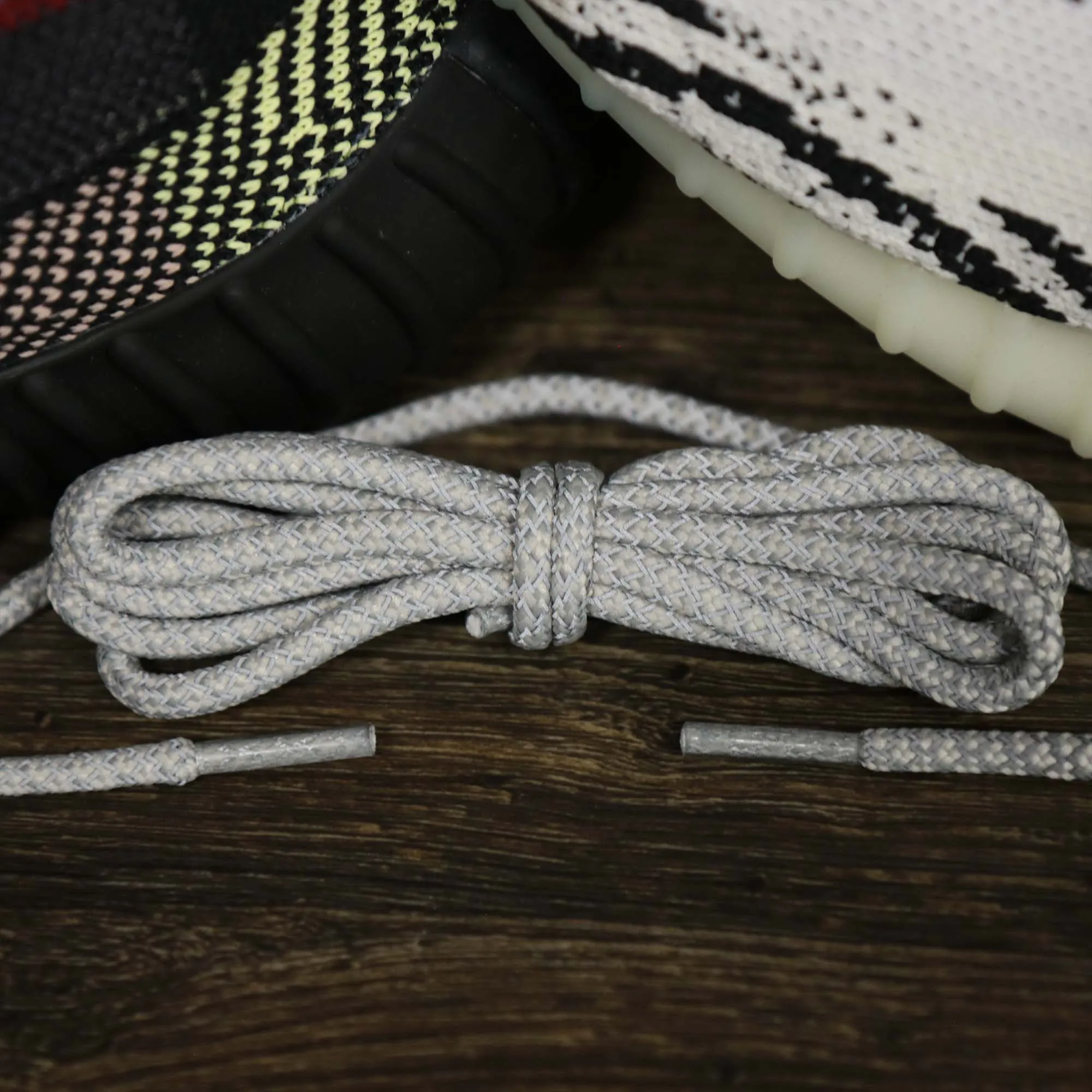 3M Reflective White/Gravel Solid Shoelaces with White/Gravel Aglets | 120cm Capswag