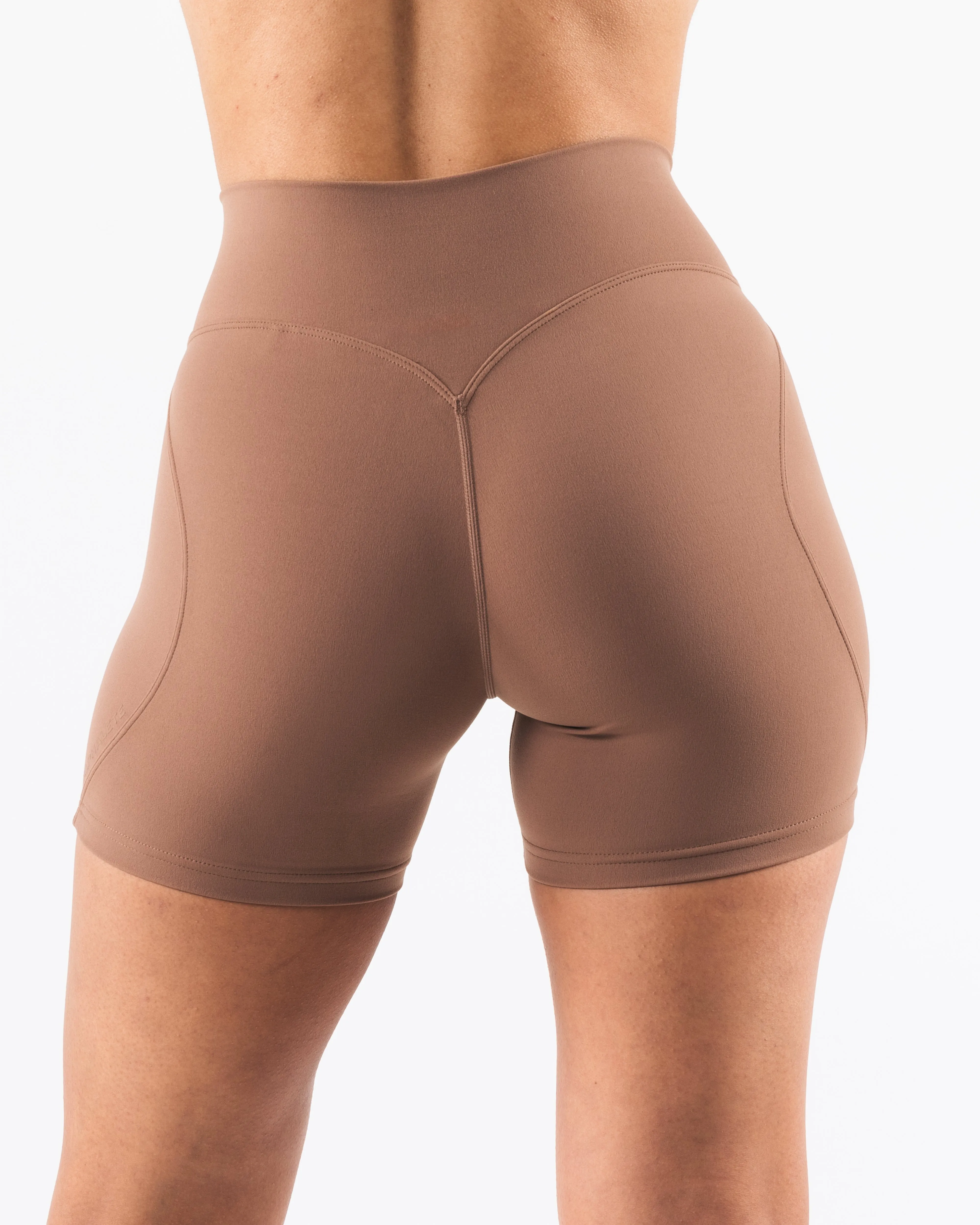 Aura Short 5 - Oak