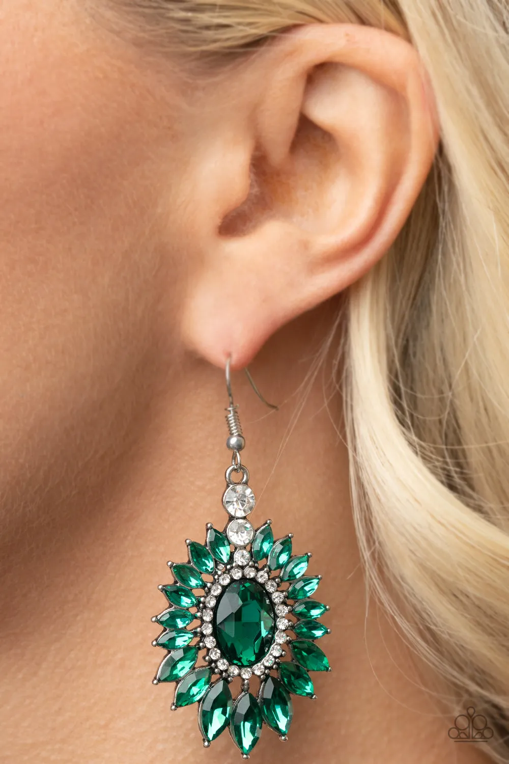 Big Time Twinkle - Green Earring