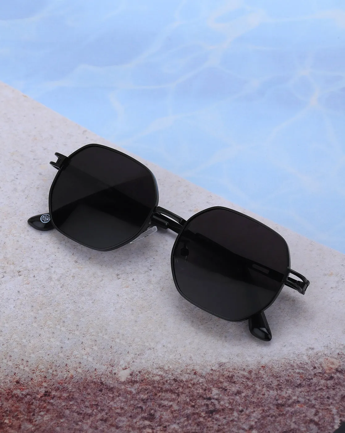 Black Toned with UV Protected Lens Rectangle Sunglass for unisex