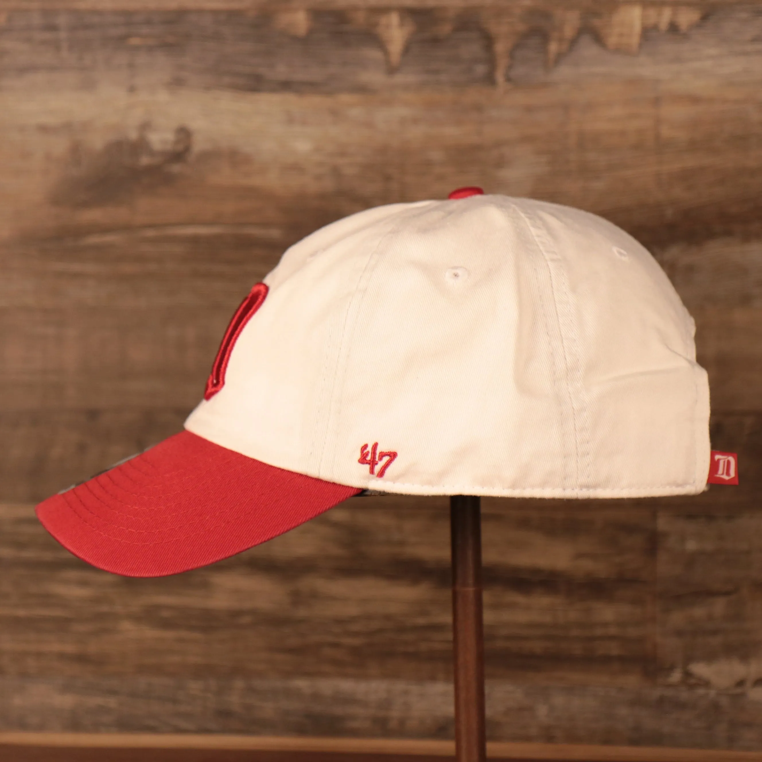 Detroit Red Wings Cream and Red Retro Adjustable Dad Hat