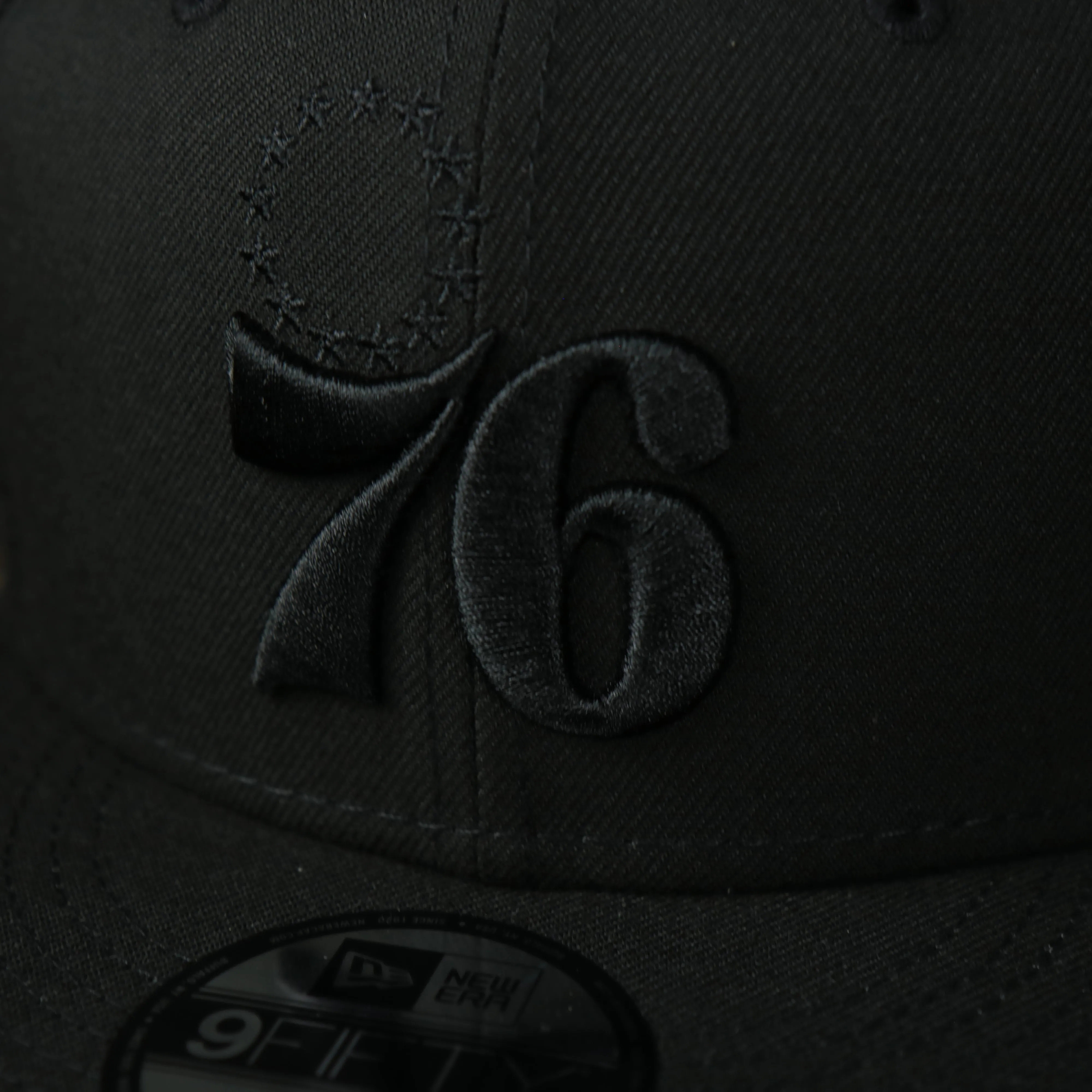 Philadelphia 76ers New Era Tonal 9Fifty Snapback | Black