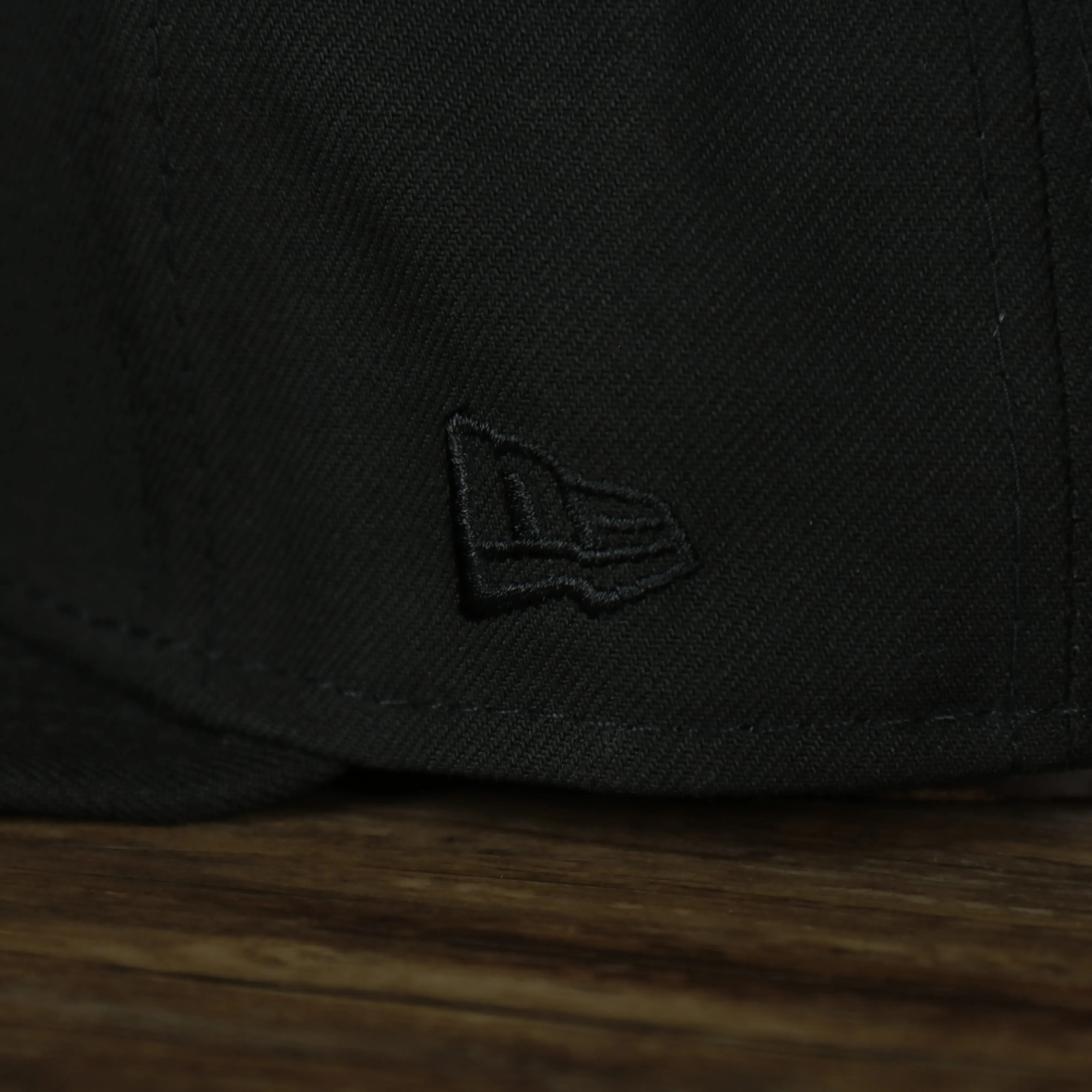 Philadelphia 76ers New Era Tonal 9Fifty Snapback | Black