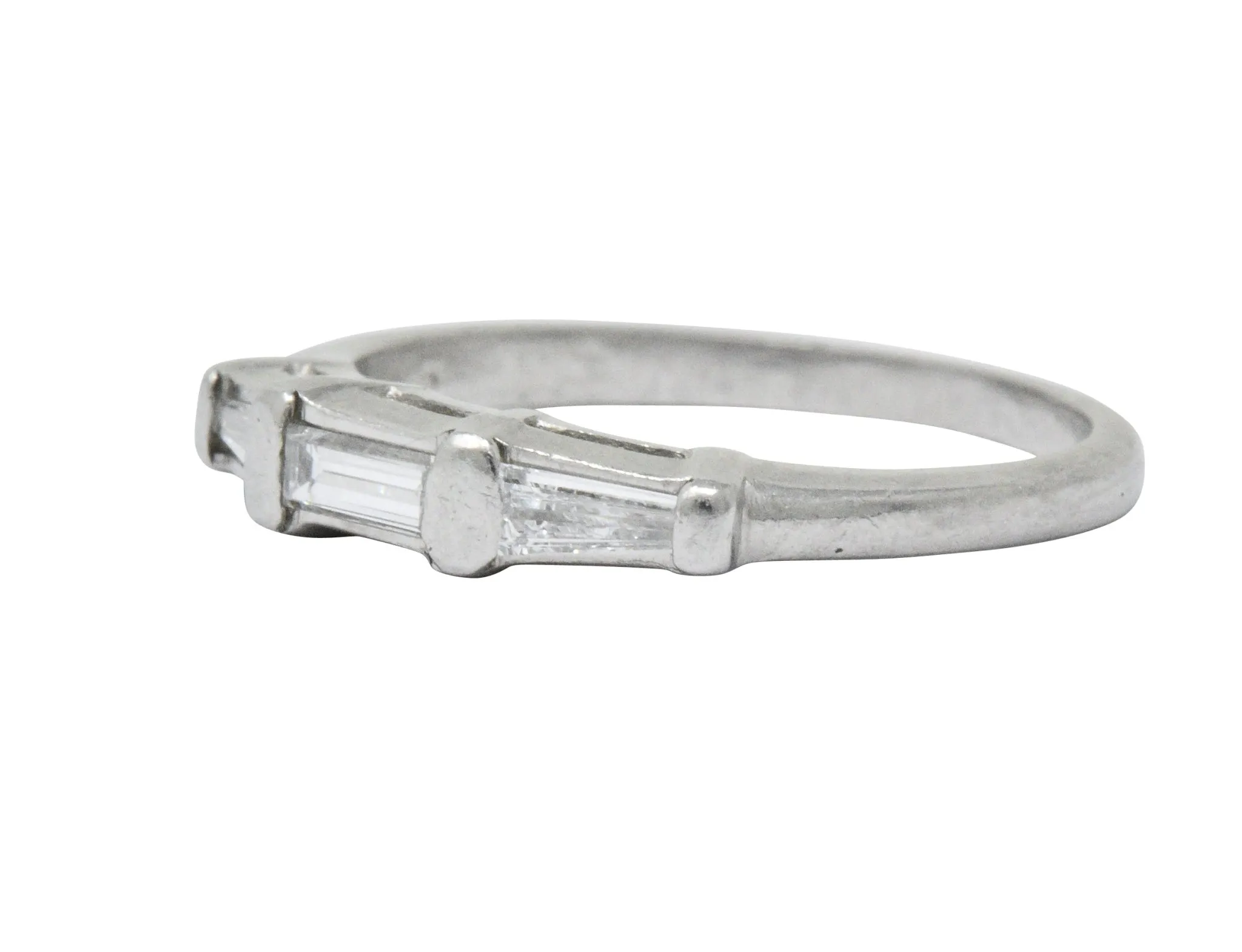 Retro 0.25 CTW Diamond Platinum Band Ring