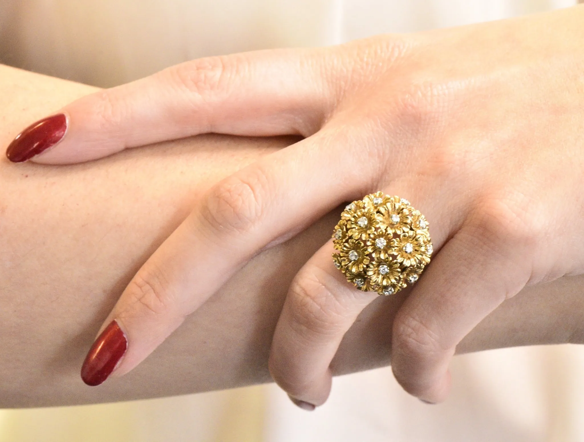 Retro Diamond 18 Karat Gold Flower Bouquet En Tremblant Ring