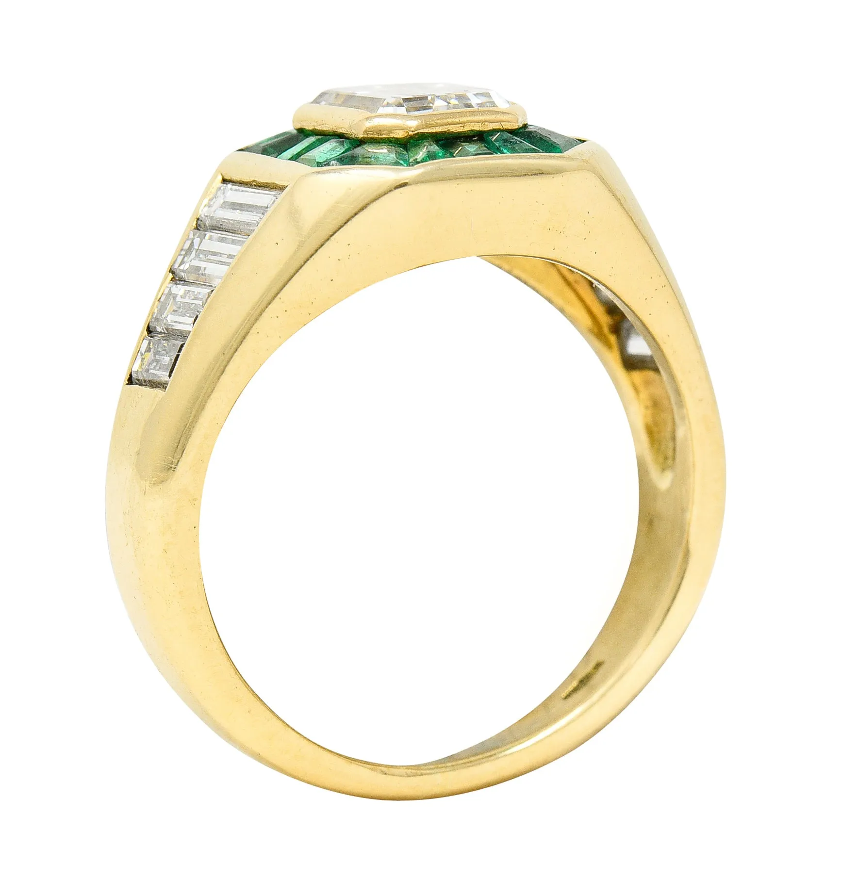 Vintage Italian 2.70 CTW Diamond Emerald 18 Karat Yellow Gold Unisex Ring